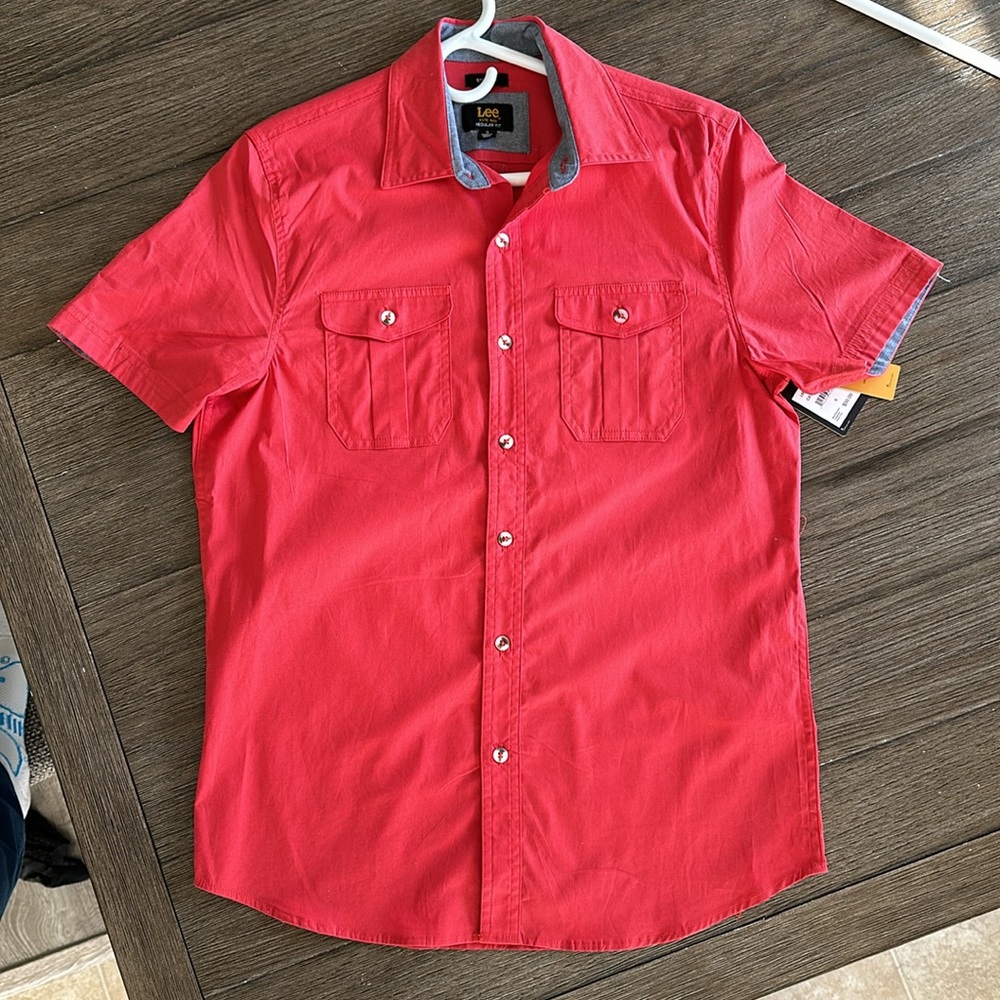 New with tags Lee button down Polo shirt